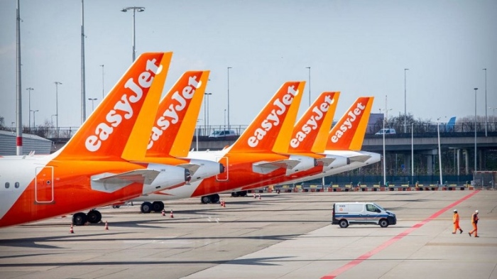 EasyJet планира да намали седалките в някои от самолетите си
